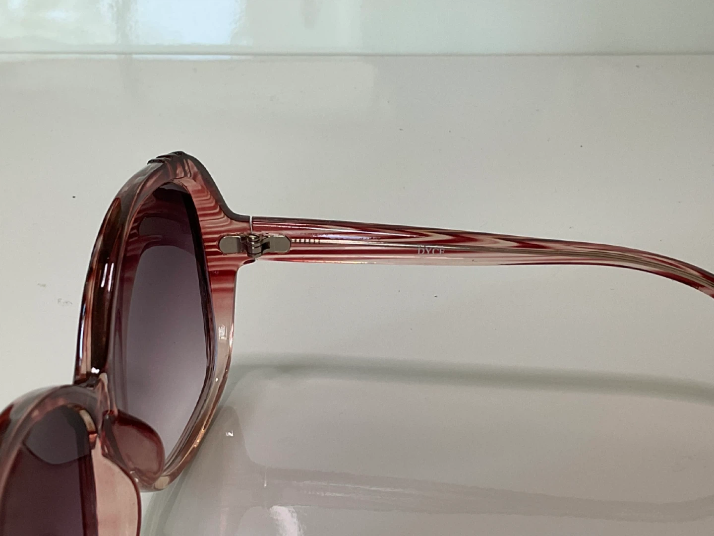 DYCE Oversized Sunglasses - Red Marble NEW - photo 3