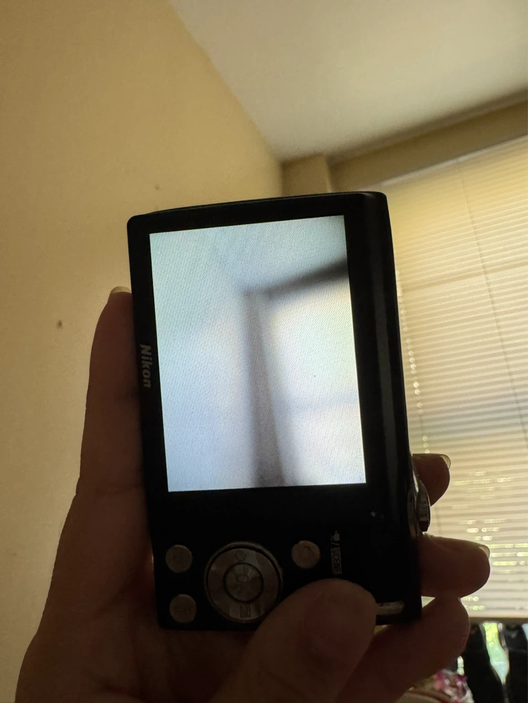 Nikon COOLPIX S3000 - photo 4