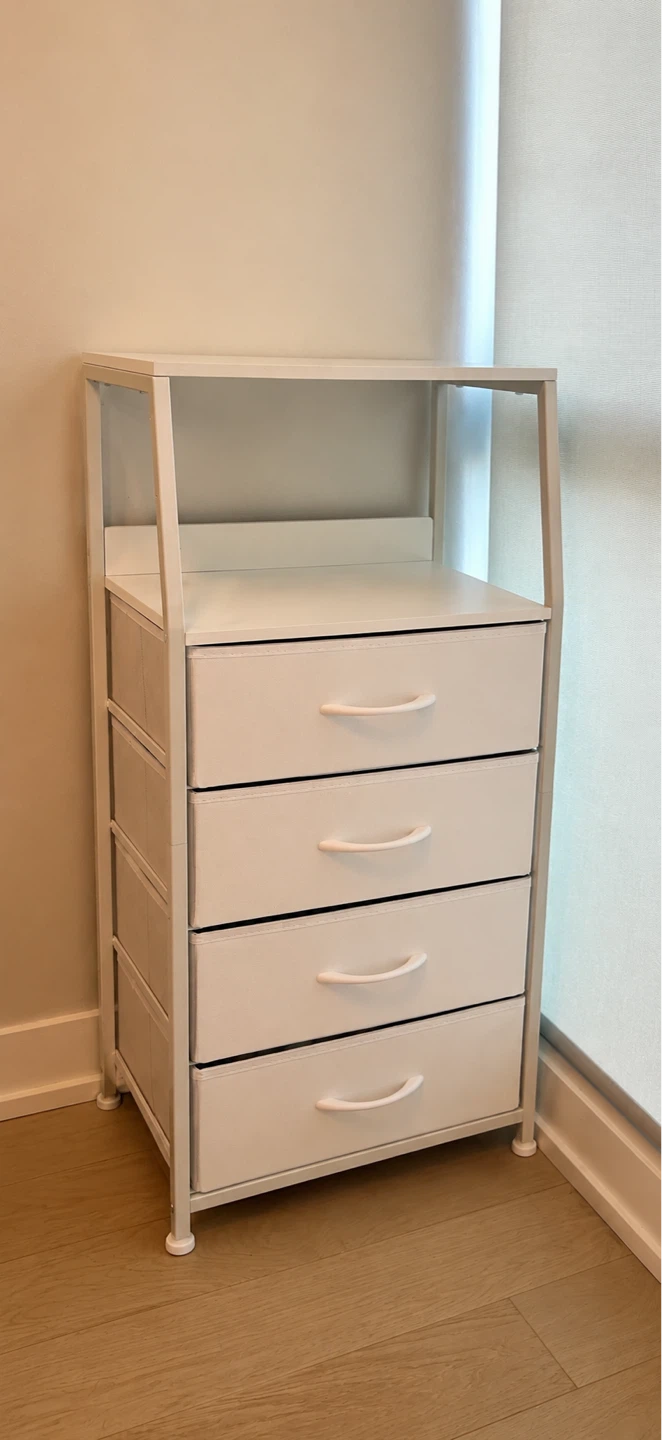 White 4-Drawer Storage Unit - photo 2