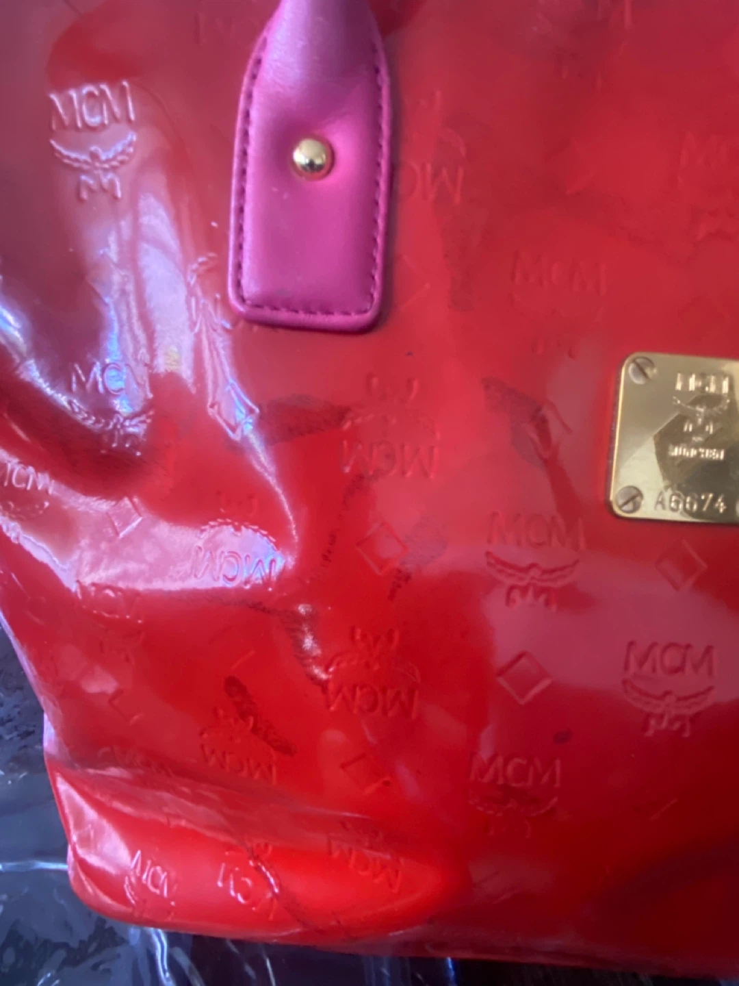 MCM Red Patent Leather Tote Bag - photo 2