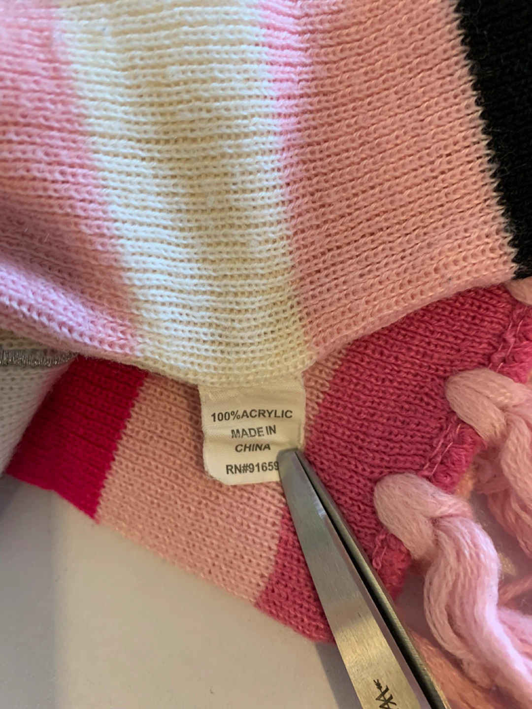 Striped Scarf with Cat Design - photo 4