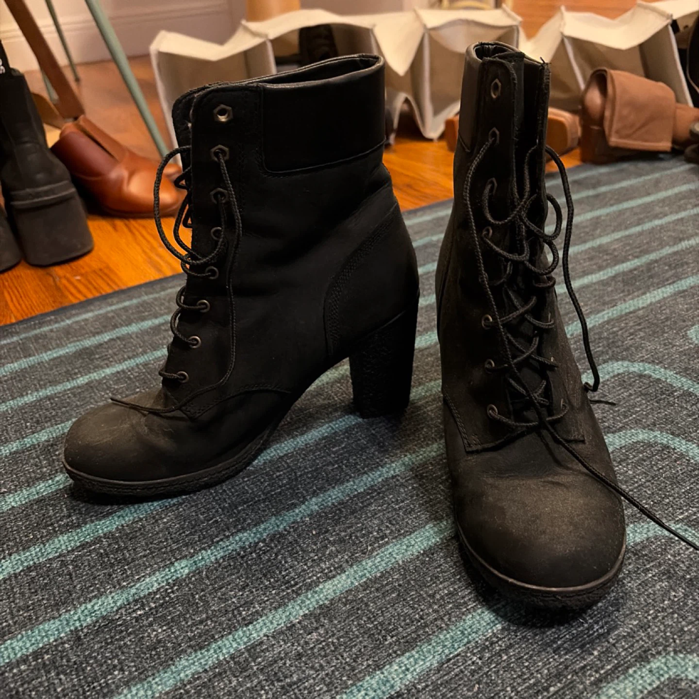 Timberland Black Lace-Up Heeled Boots