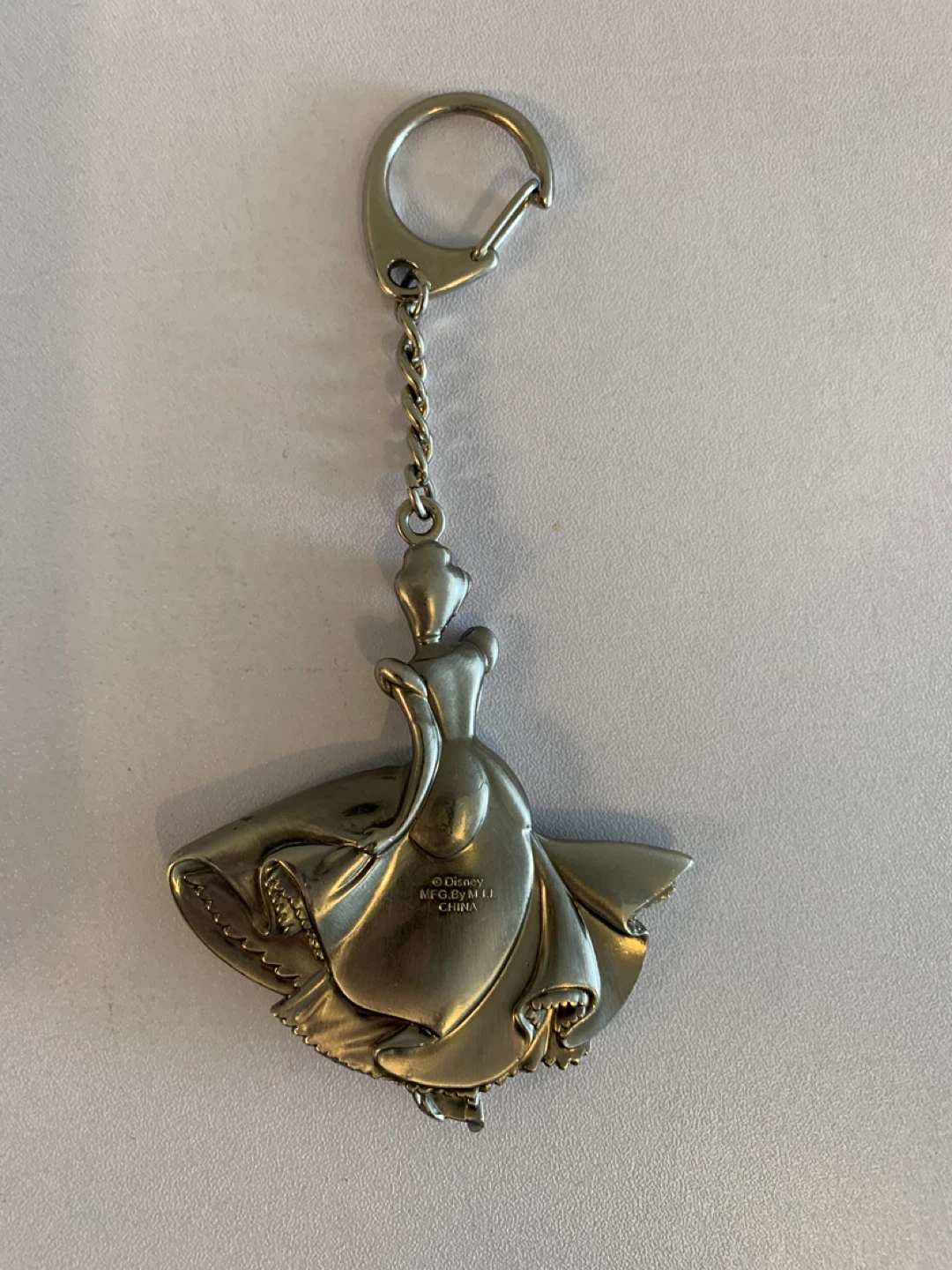Disney Cinderella Metal Keychain - photo 3