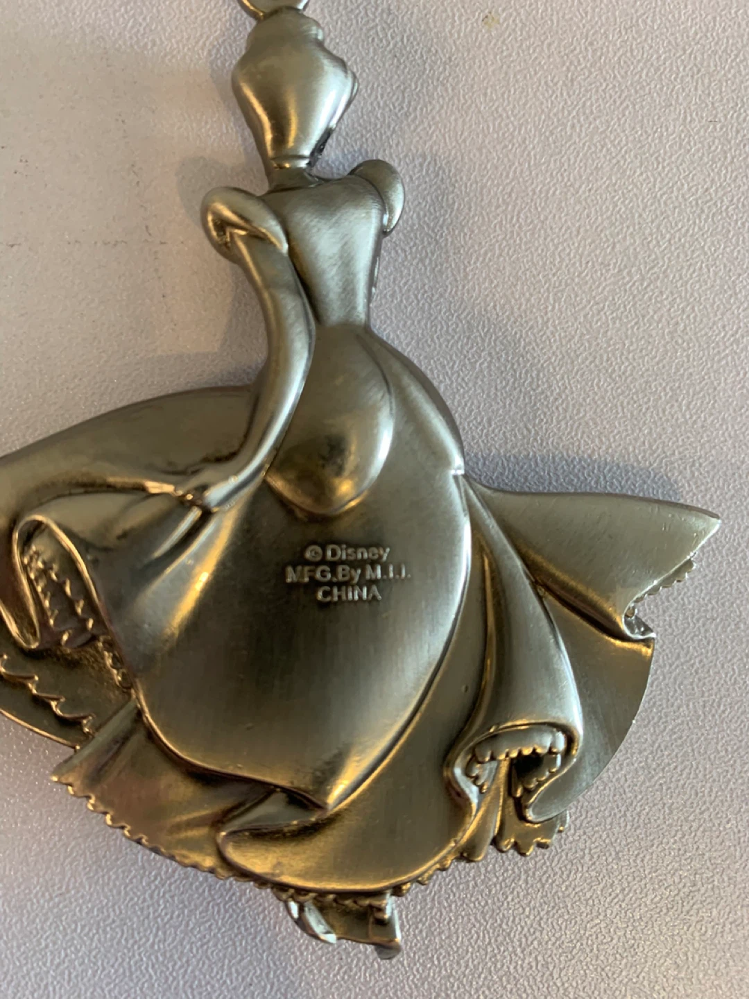 Disney Cinderella Metal Keychain - photo 2