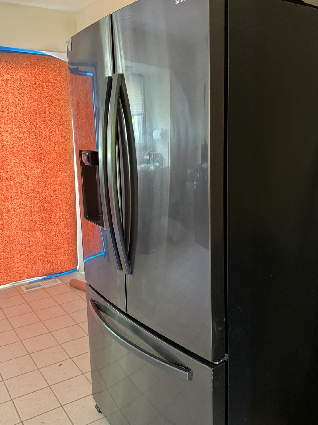 Samsung 3-Door French Door Refrigerator with Water Dispenser - photo 2