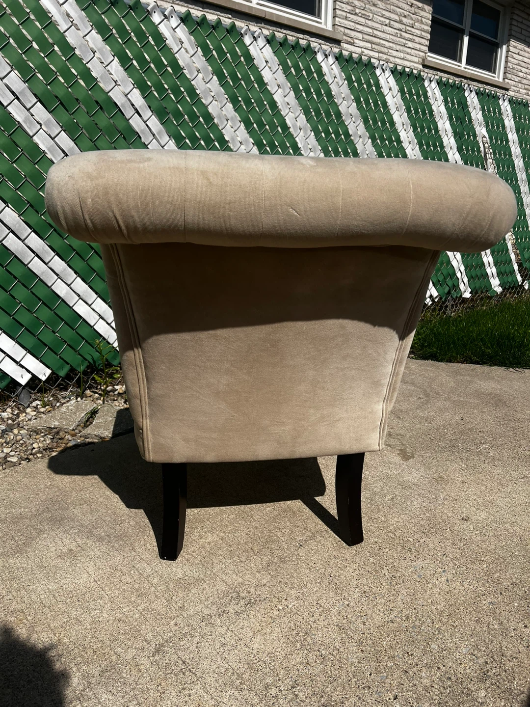 Tufted Accent Chair - photo 3