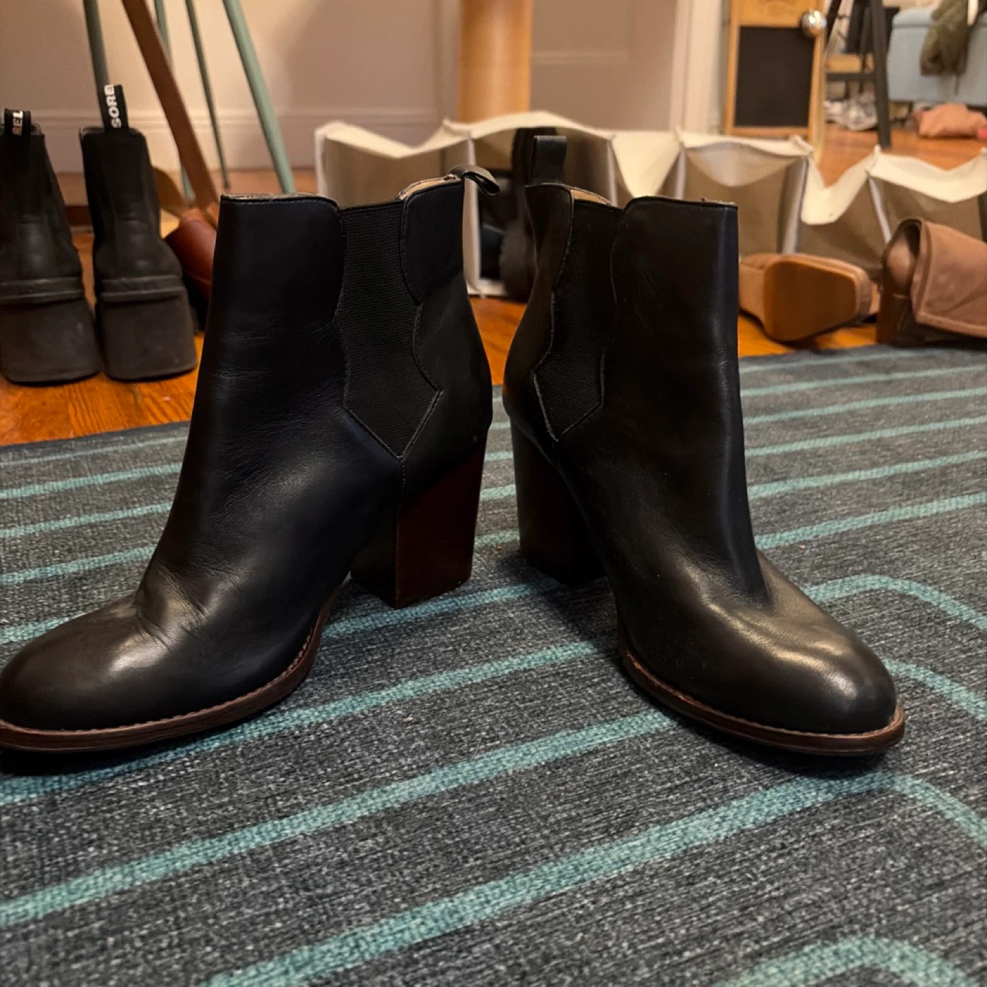 Splendid Black Leather Ankle Boots