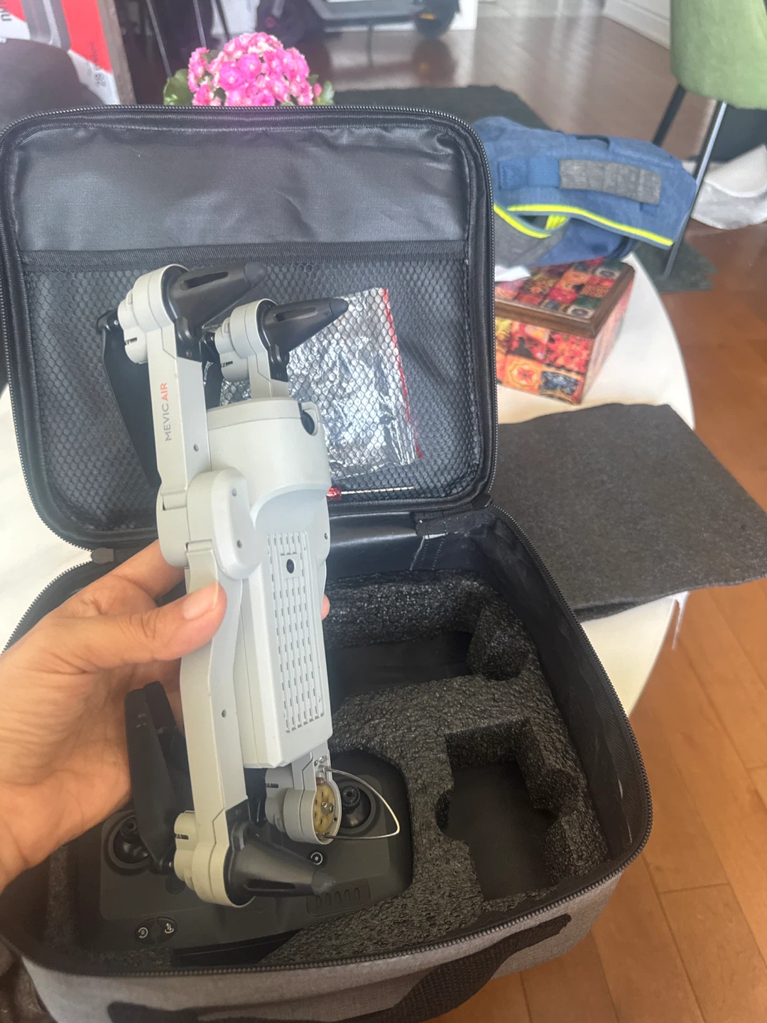MEVIC AIR Drone with Controller and Case - photo 3