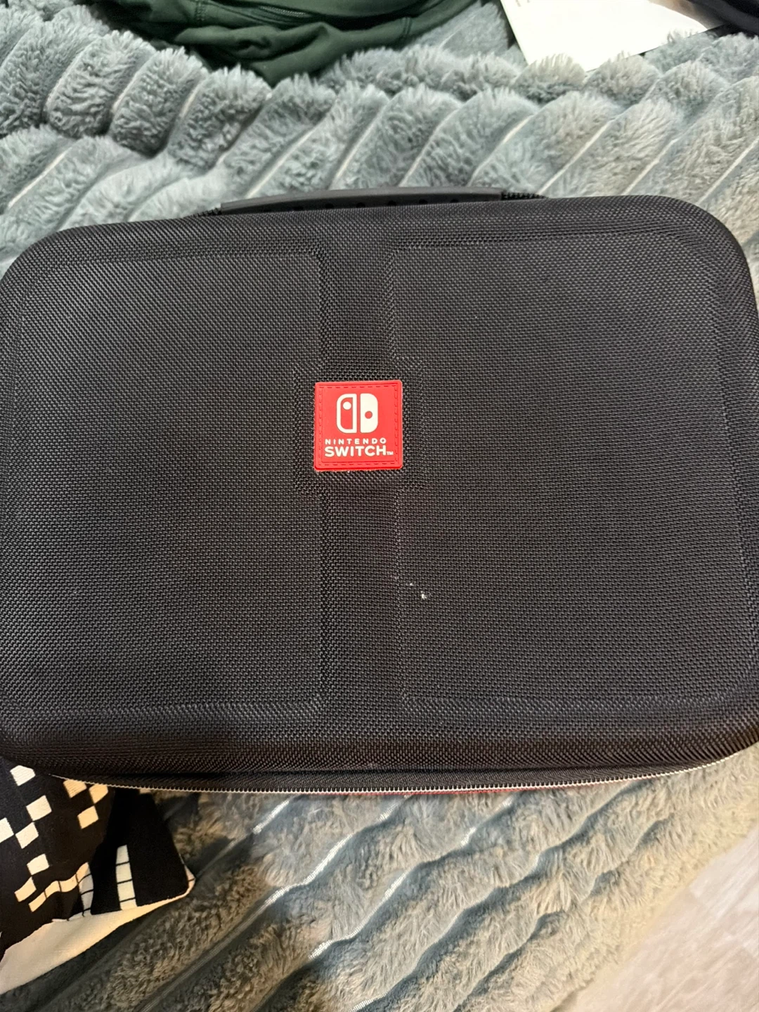 Nintendo Switch Carrying Case with Games - photo 2