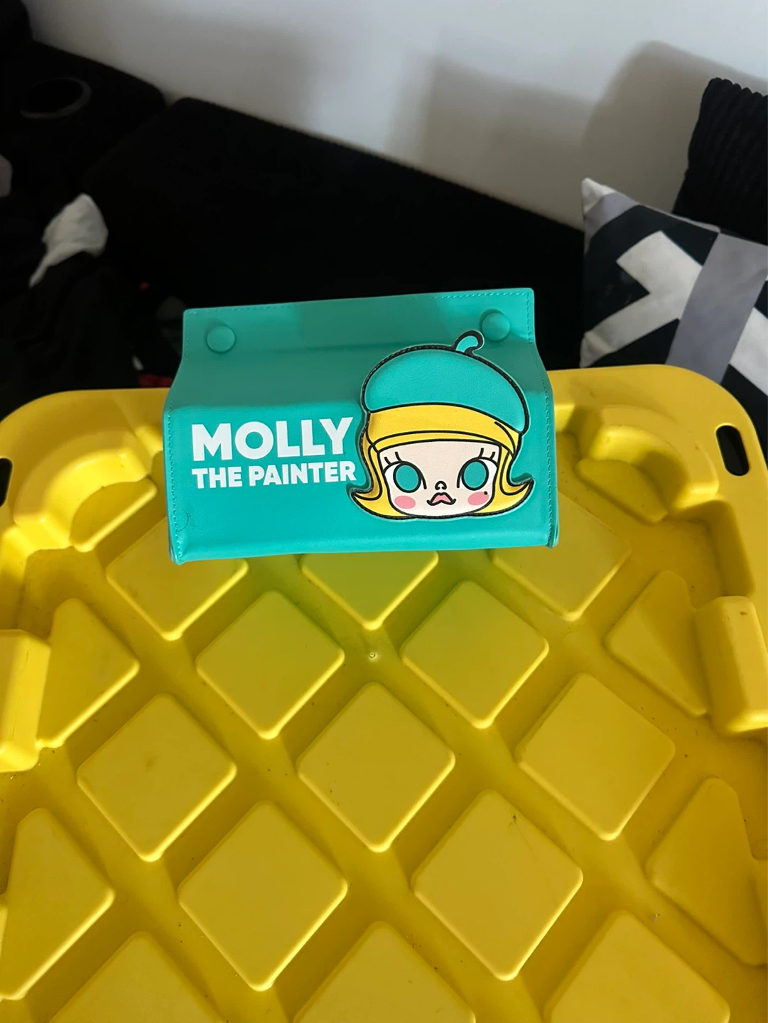 Pop Mart MOLLY The Painter Card Holder Wallet