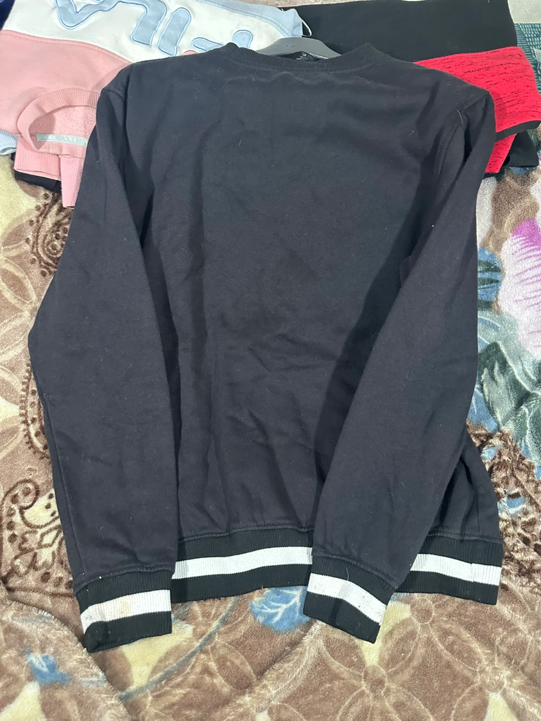 Black Crewneck Sweatshirt with Astronaut Tiger Graphic - photo 5
