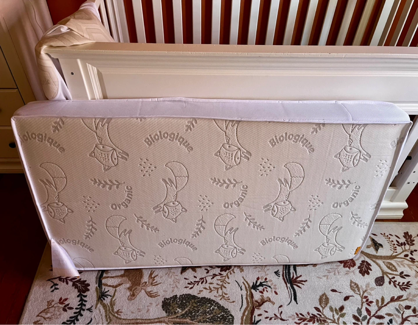 Crib Mattress + Protector - photo 3