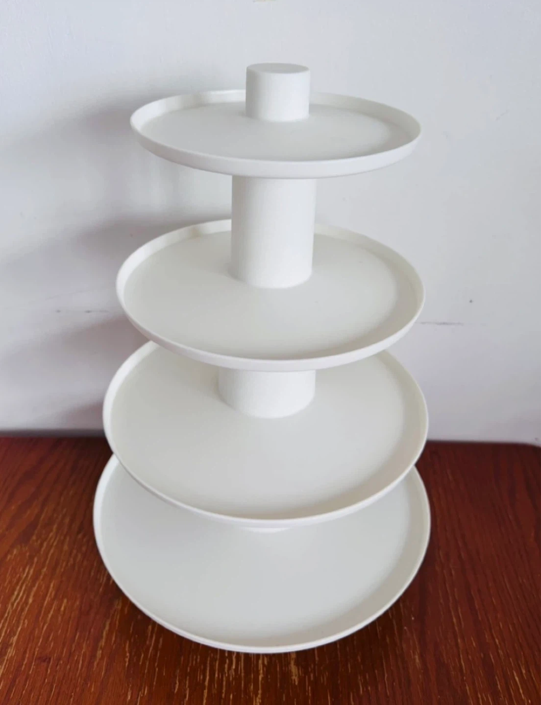 White 4-Tier Serving Stand - photo 2