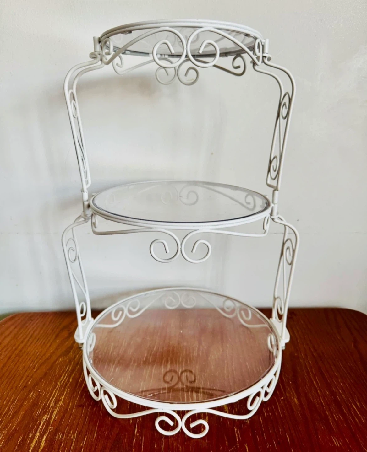 White 3-Tier Decorative Serving Stand