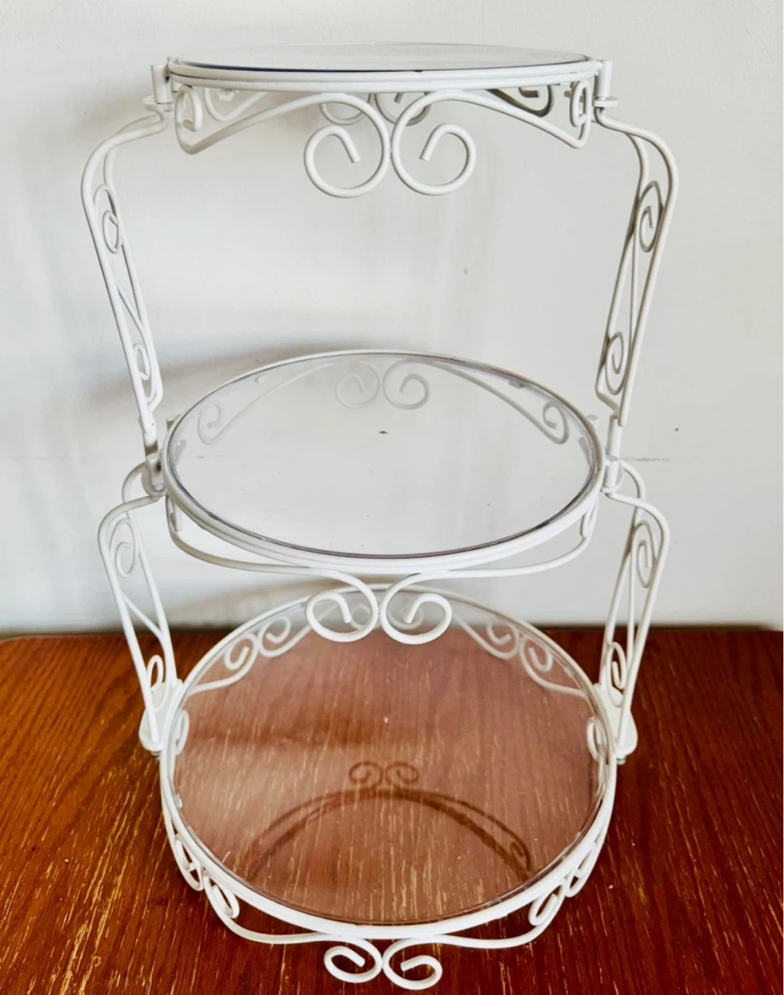 White 3-Tier Decorative Serving Stand - photo 2