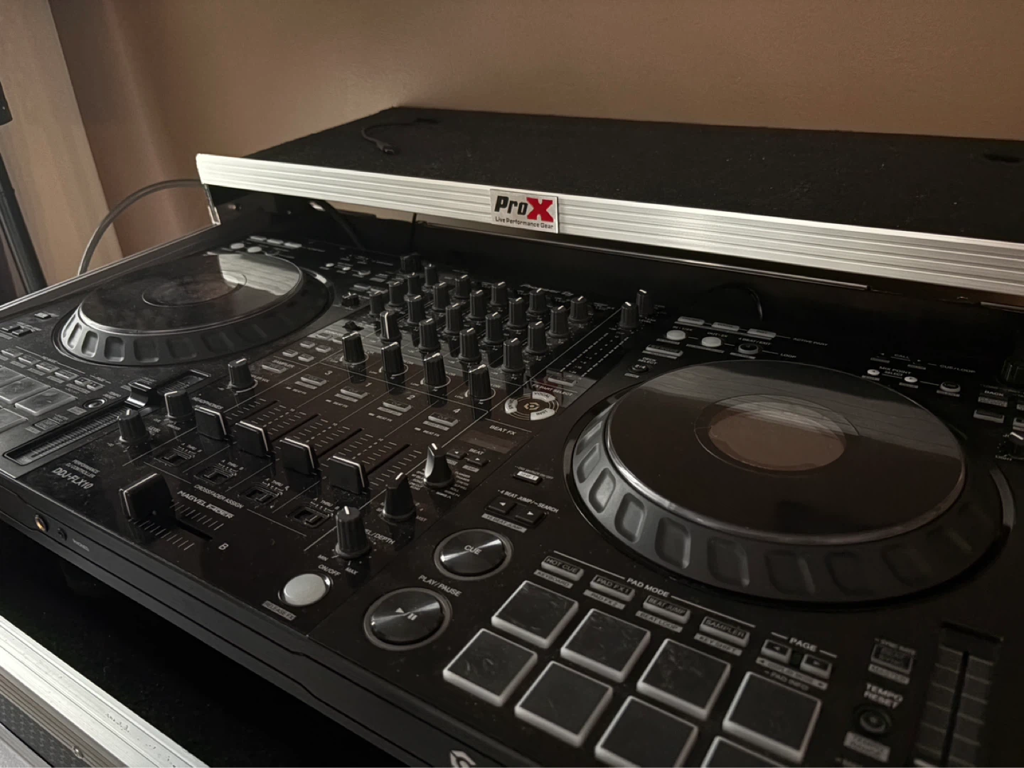 Pioneer DJ DDJ-FLX10 DJ Controller with ProX flight case - photo 4