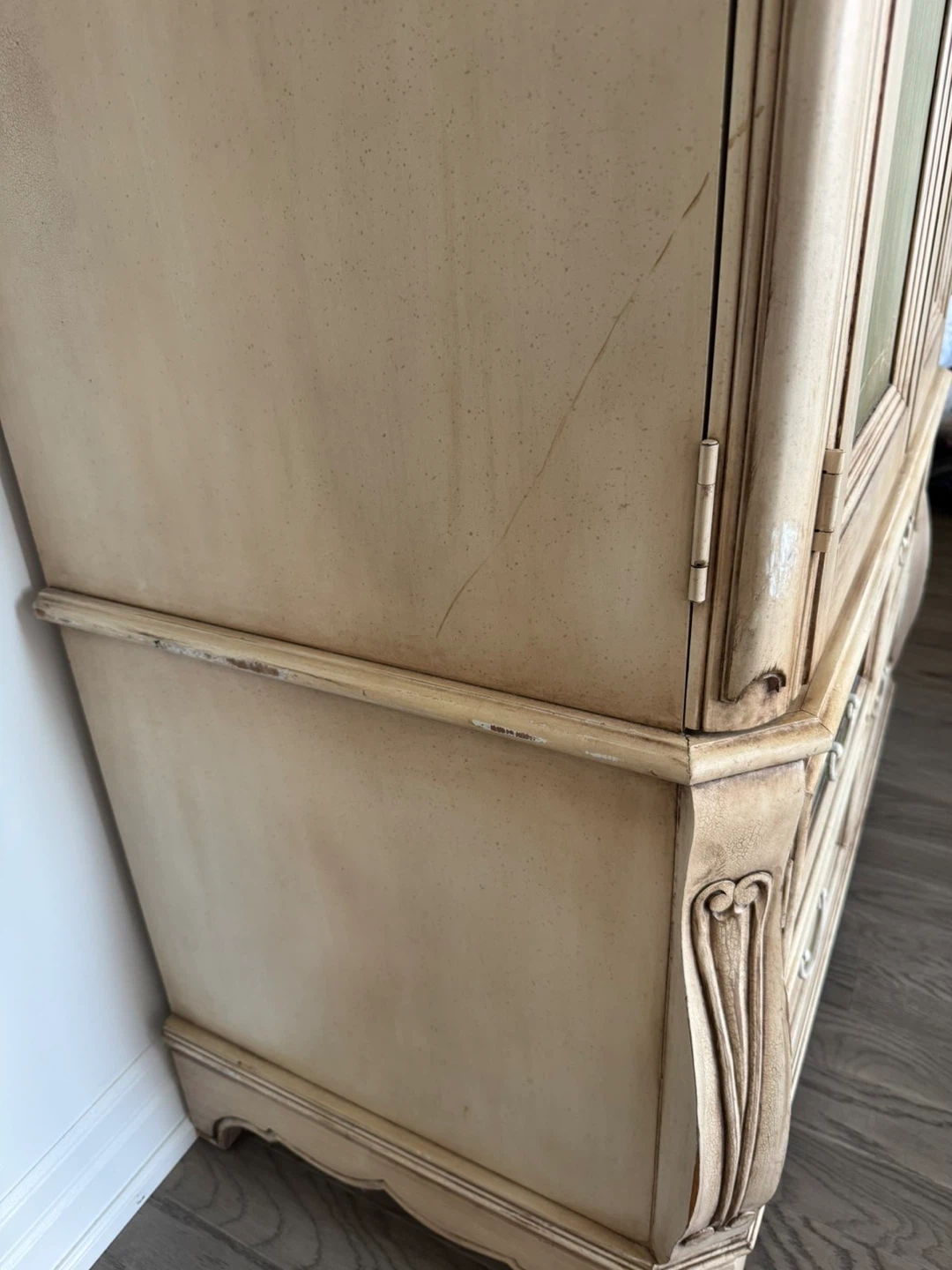 Vintage Style Armoire Wardrobe with Drawers - photo 4