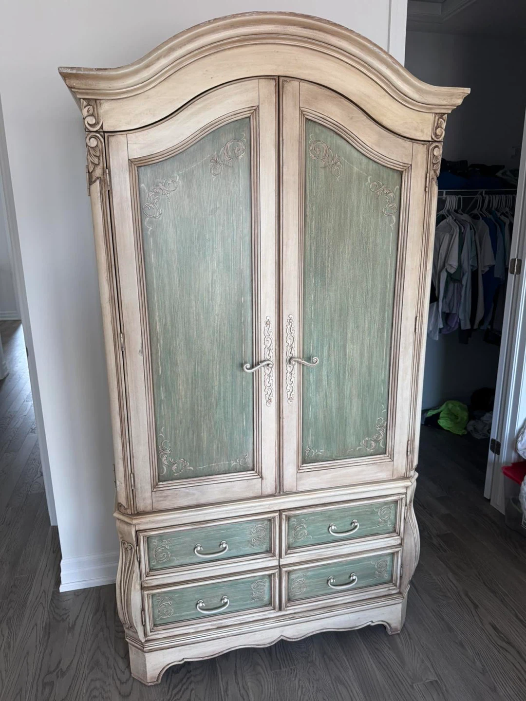 Vintage Style Armoire Wardrobe with Drawers