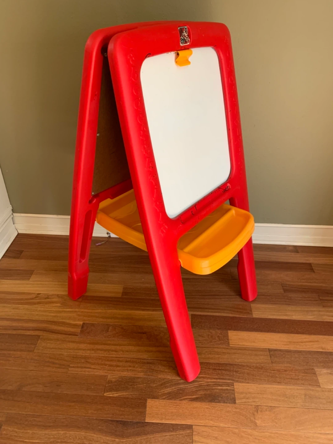 Step2 Easel