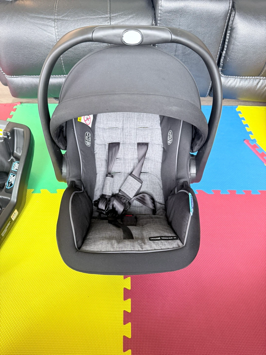 Graco SnugRide Infant Car Seat - photo 2