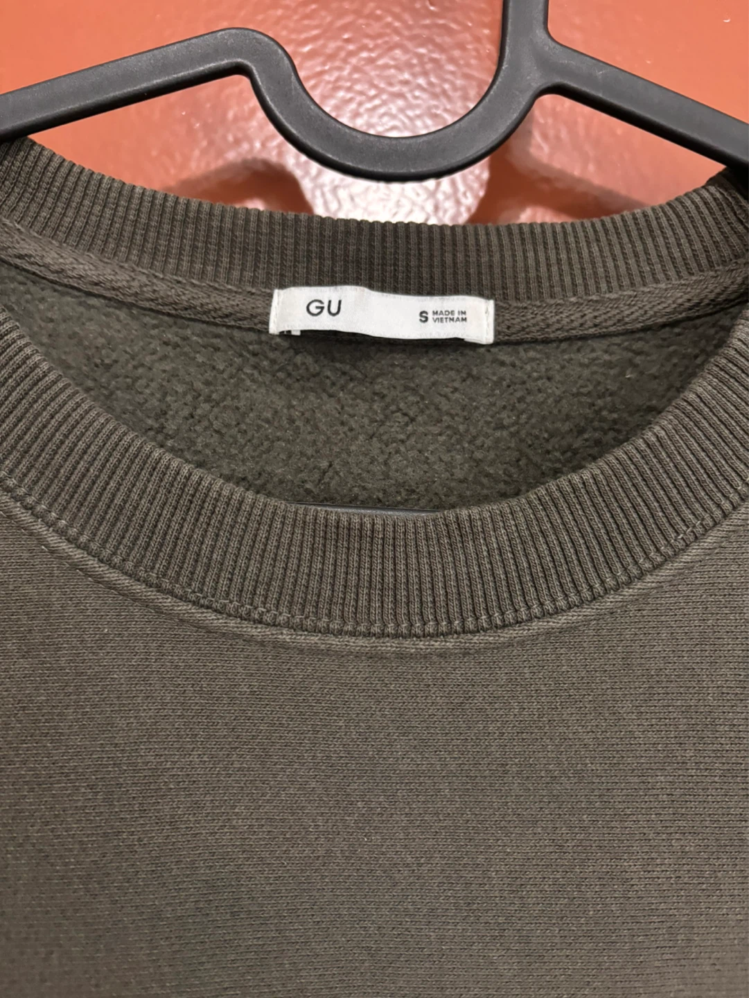 GU Sweat Pullover Crewneck Sweatshirt - photo 2