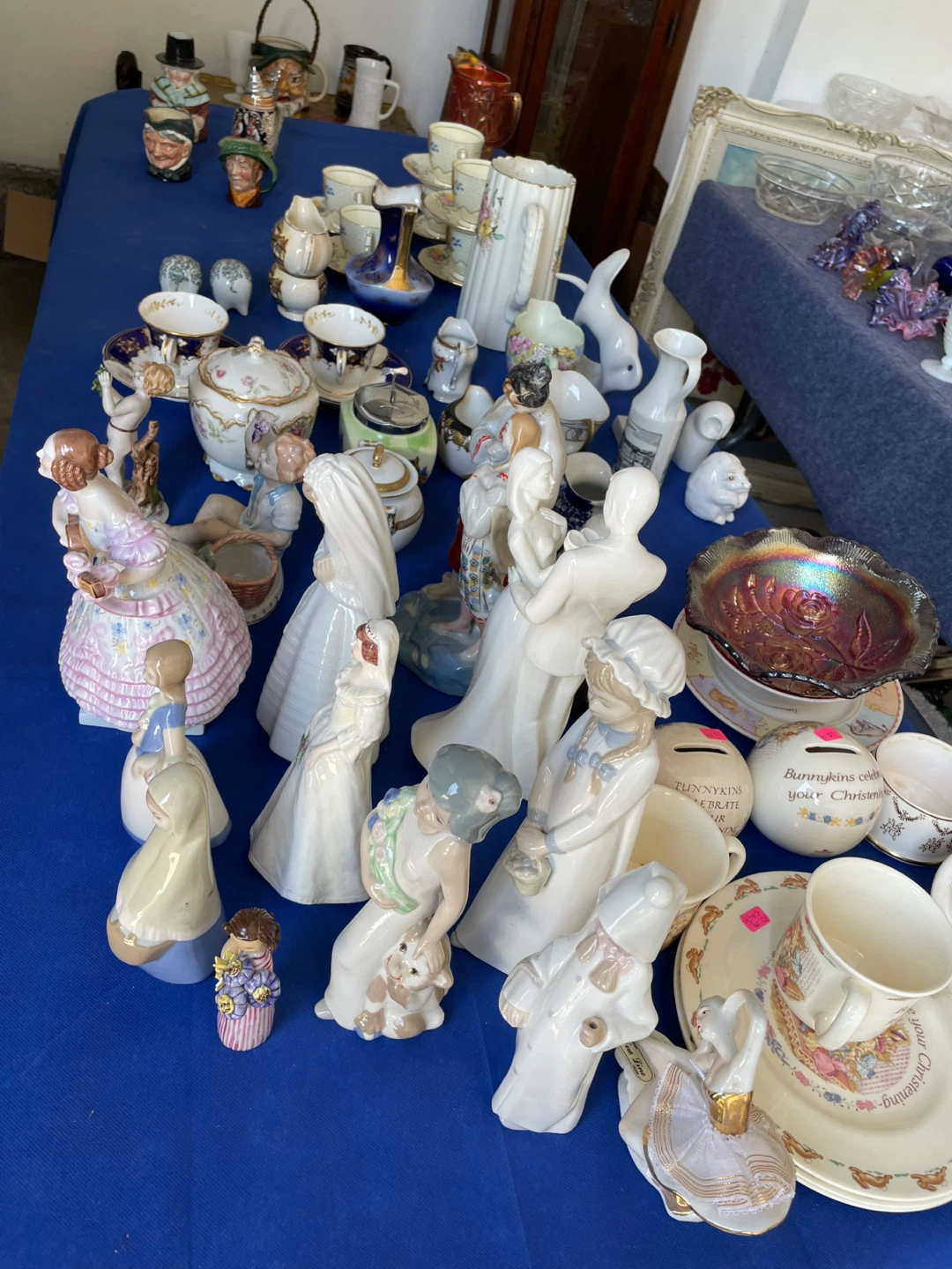 Assorted Decorative Glass and Ceramic Items - photo 3