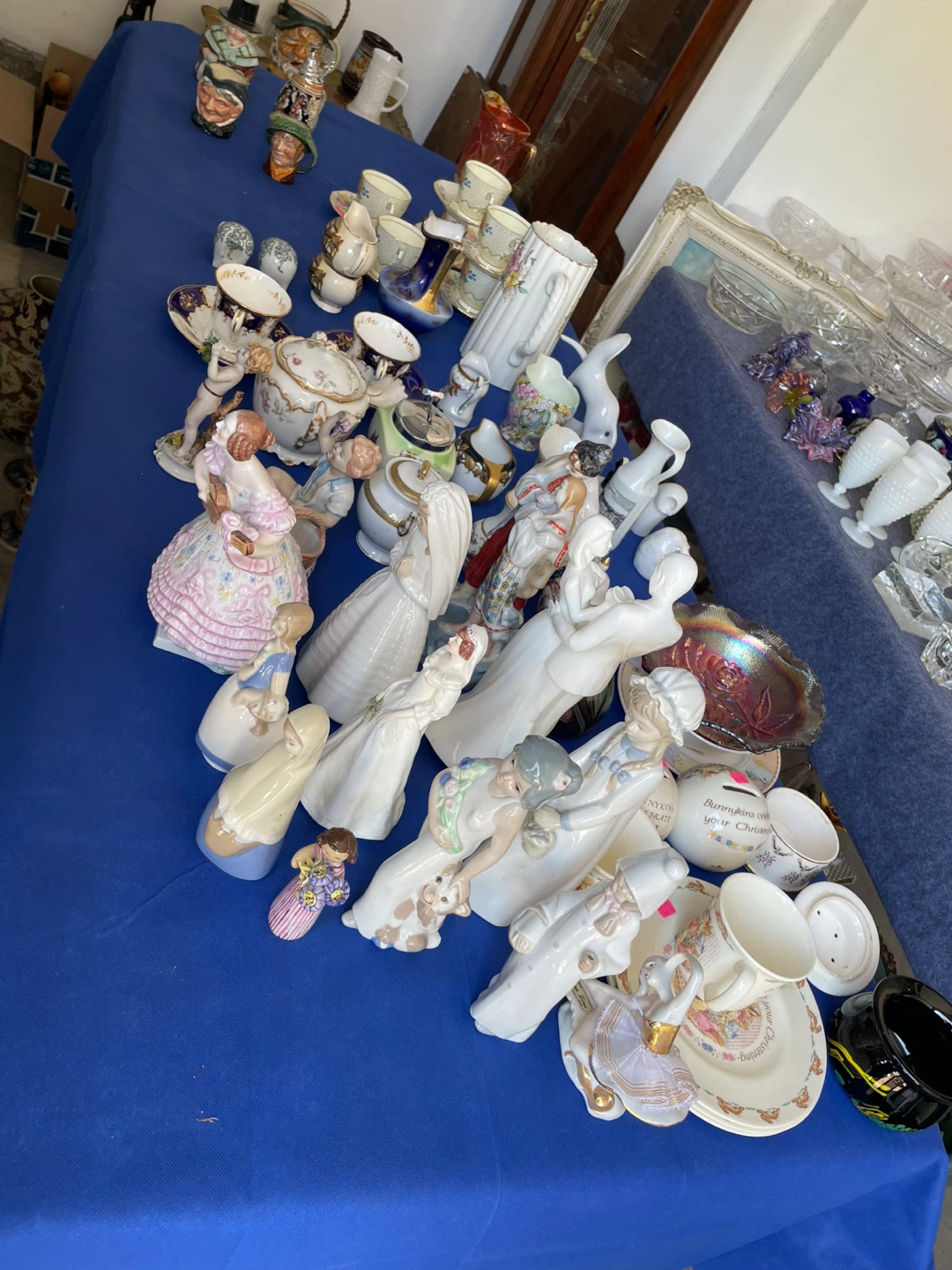 Assorted Decorative Glass and Ceramic Items - photo 4