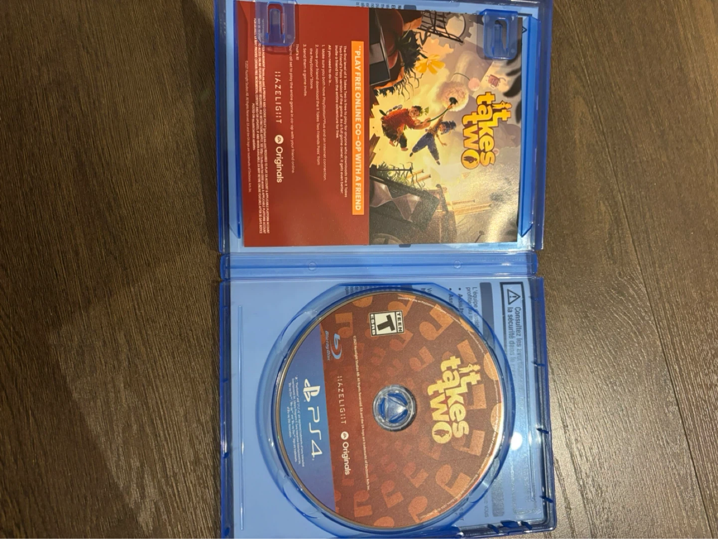 PS4 It Takes Two video game - photo 3