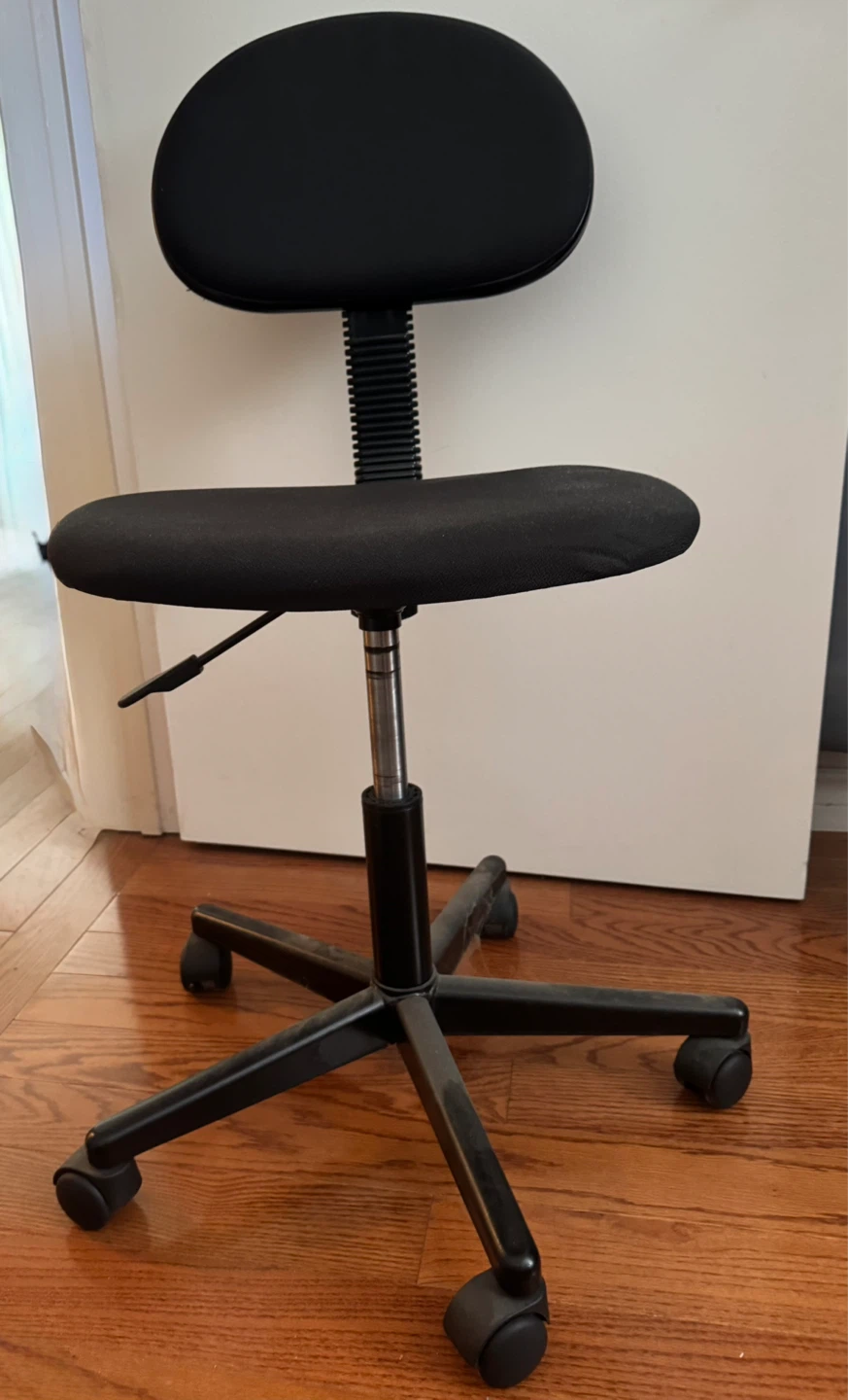 Black Office Chair with Wheels - photo 3