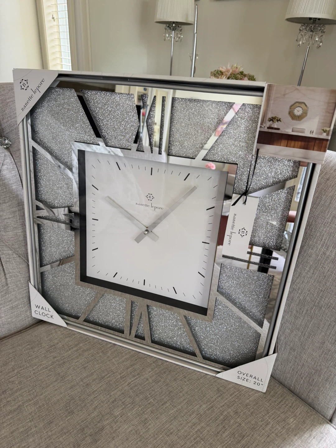 NEW 20” Mirrored Glitter Wall Clock