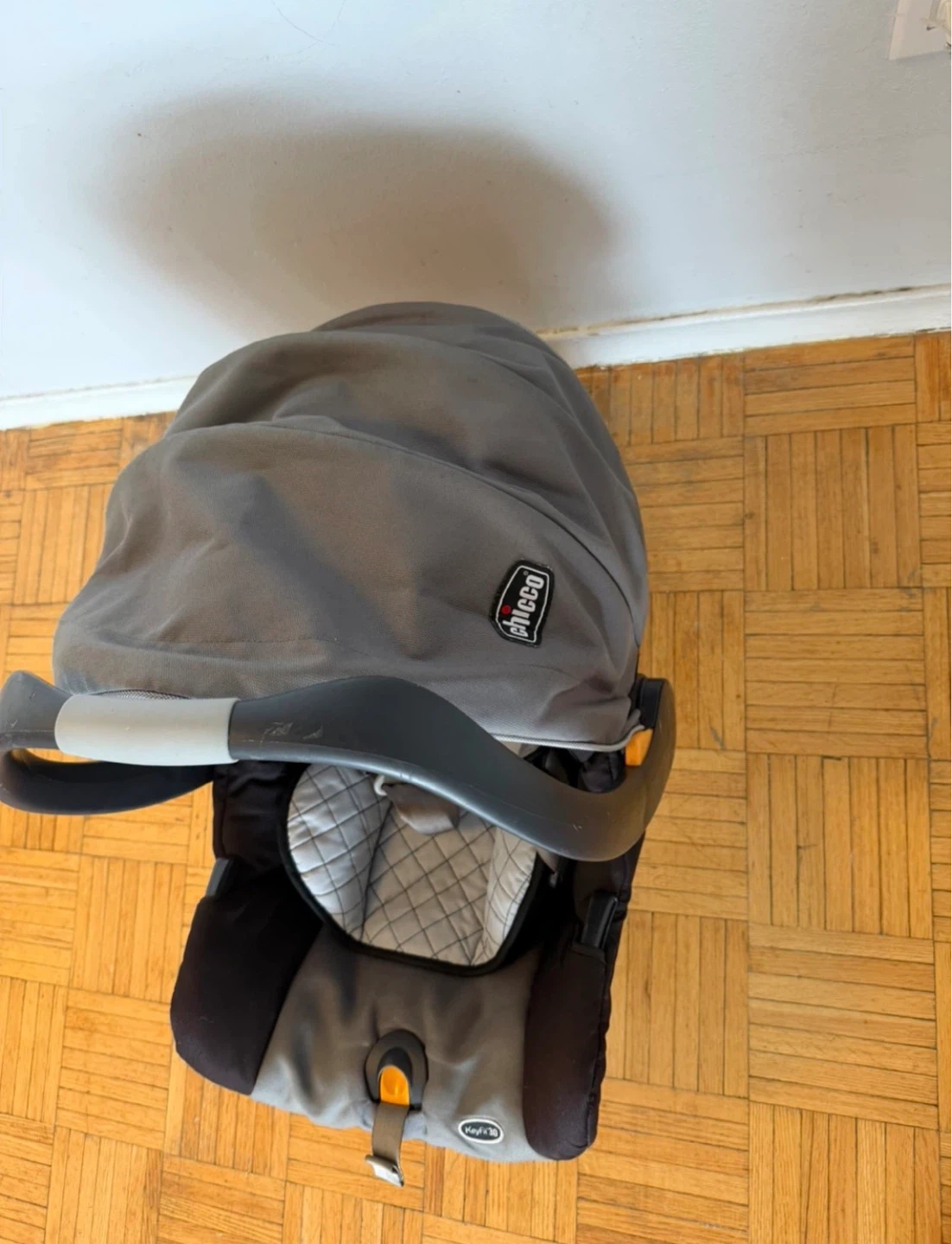 Chicco Keyfit 30 Infant Car Seat with Base - photo 4