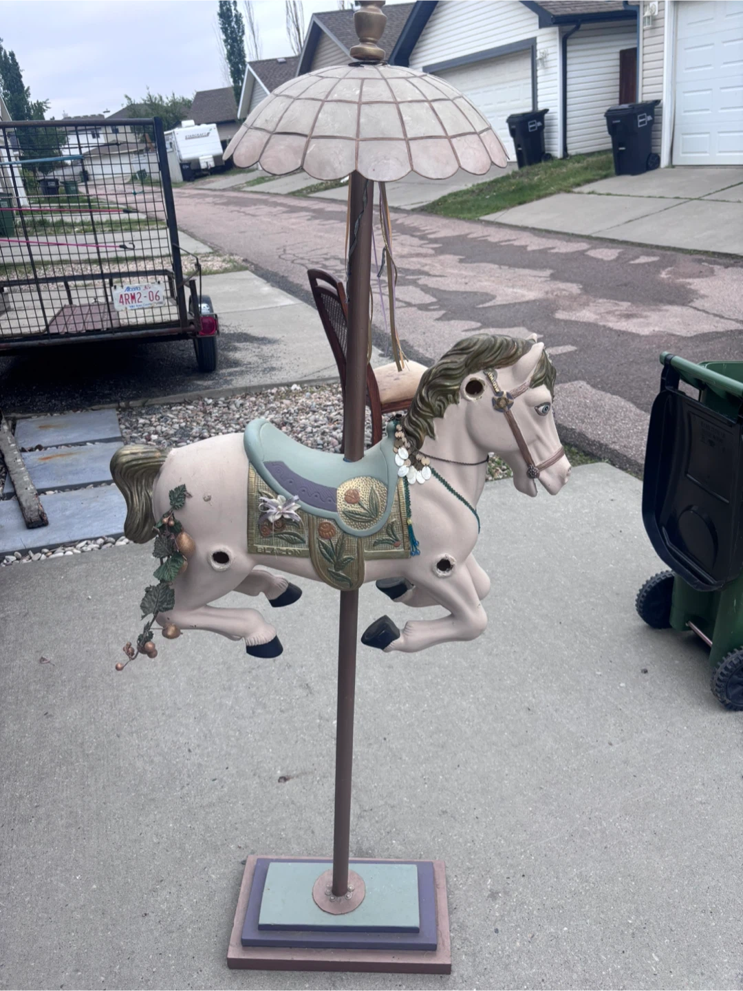 Vintage Carousel Horse Decoration - photo 3