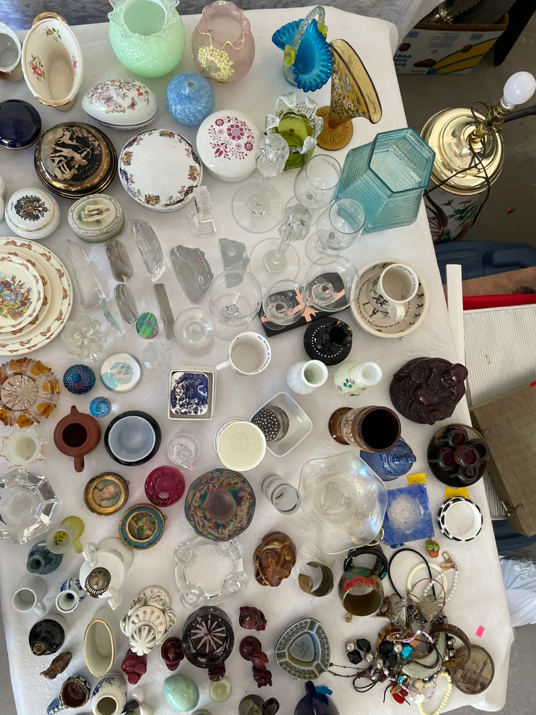 Assorted Decorative Glass and Ceramic Items - photo 5