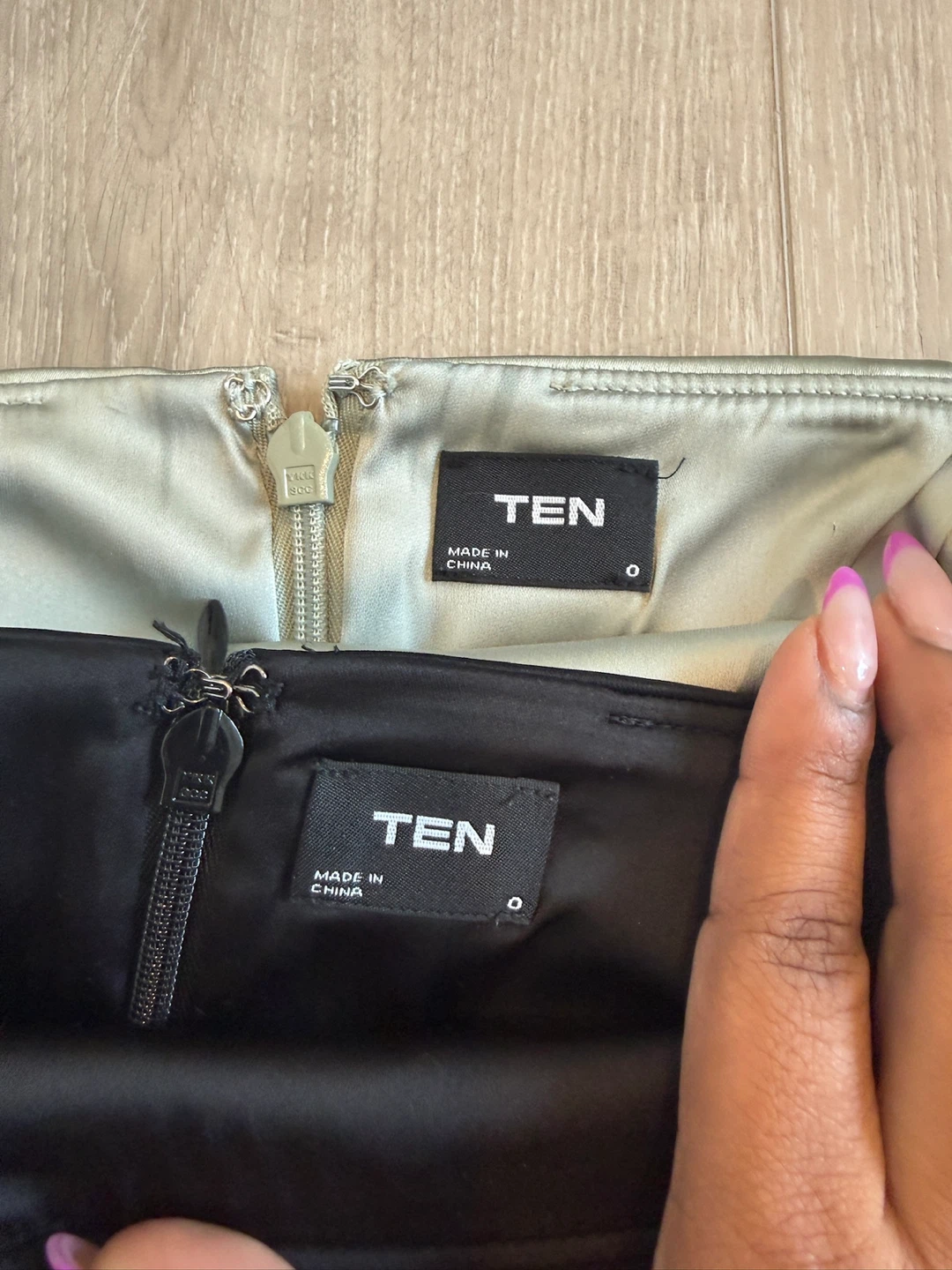 2 Aritzia Satin Skirt - photo 5