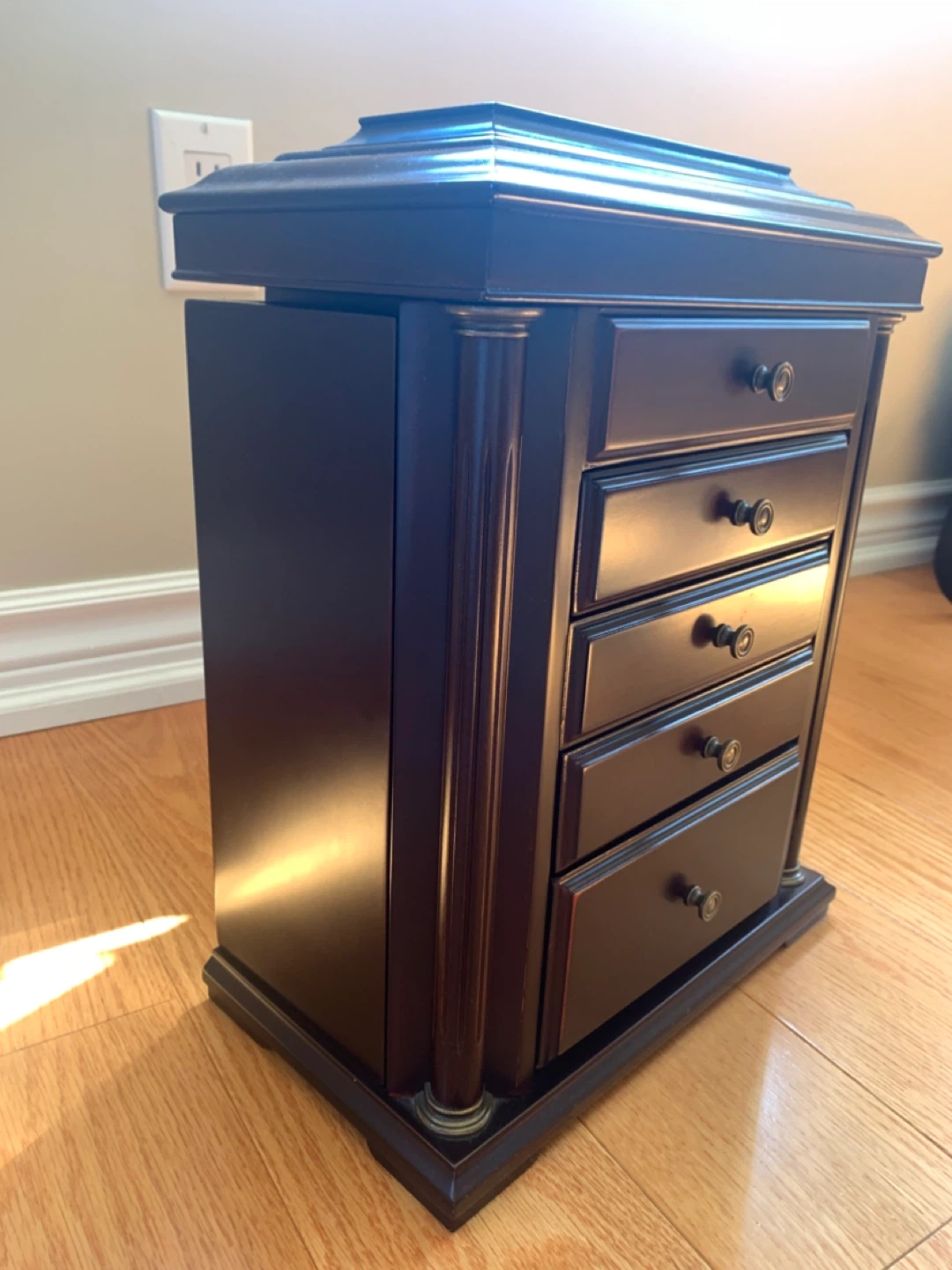 Bombay & Co. Luxury Jewelry Box with Mirror - photo 4
