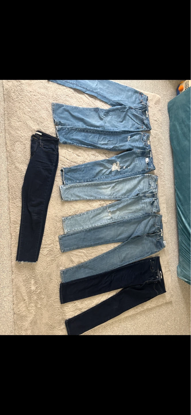 6 jeans Levi’s Assorted Women's Jeans