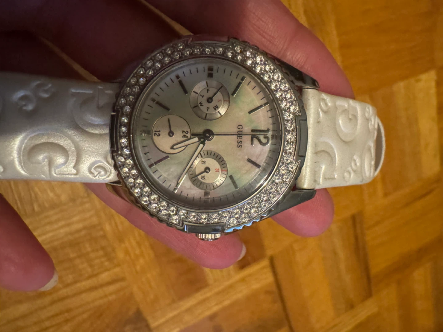 Guess Ladies Watch - White Embossed Strap