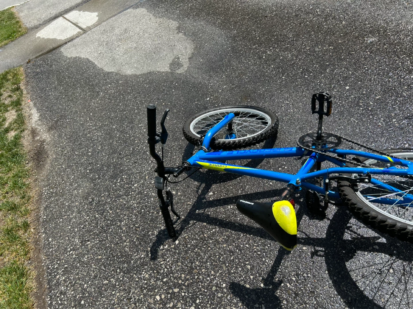 Super cycle bike for kids great condition - photo 2