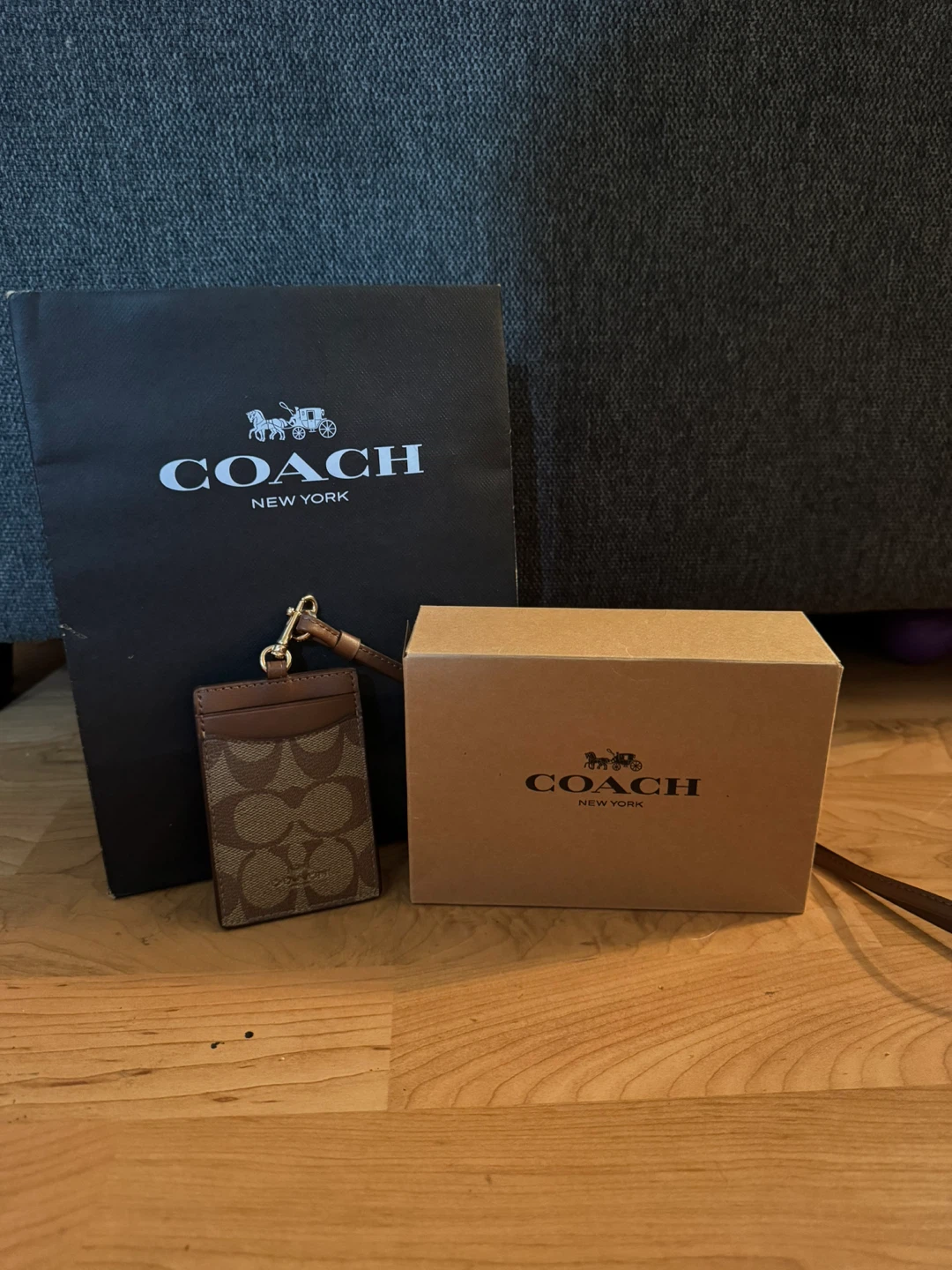 Coach Outlet ID Lanyard in Signature Canvas – Brand New