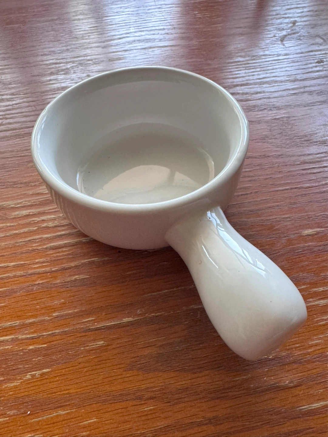 White Ceramic Ramekin Dish with Handle - photo 2