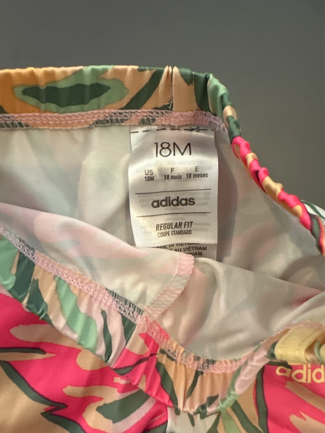 Adidas Baby Shorts 18M Tropical Print - photo 2