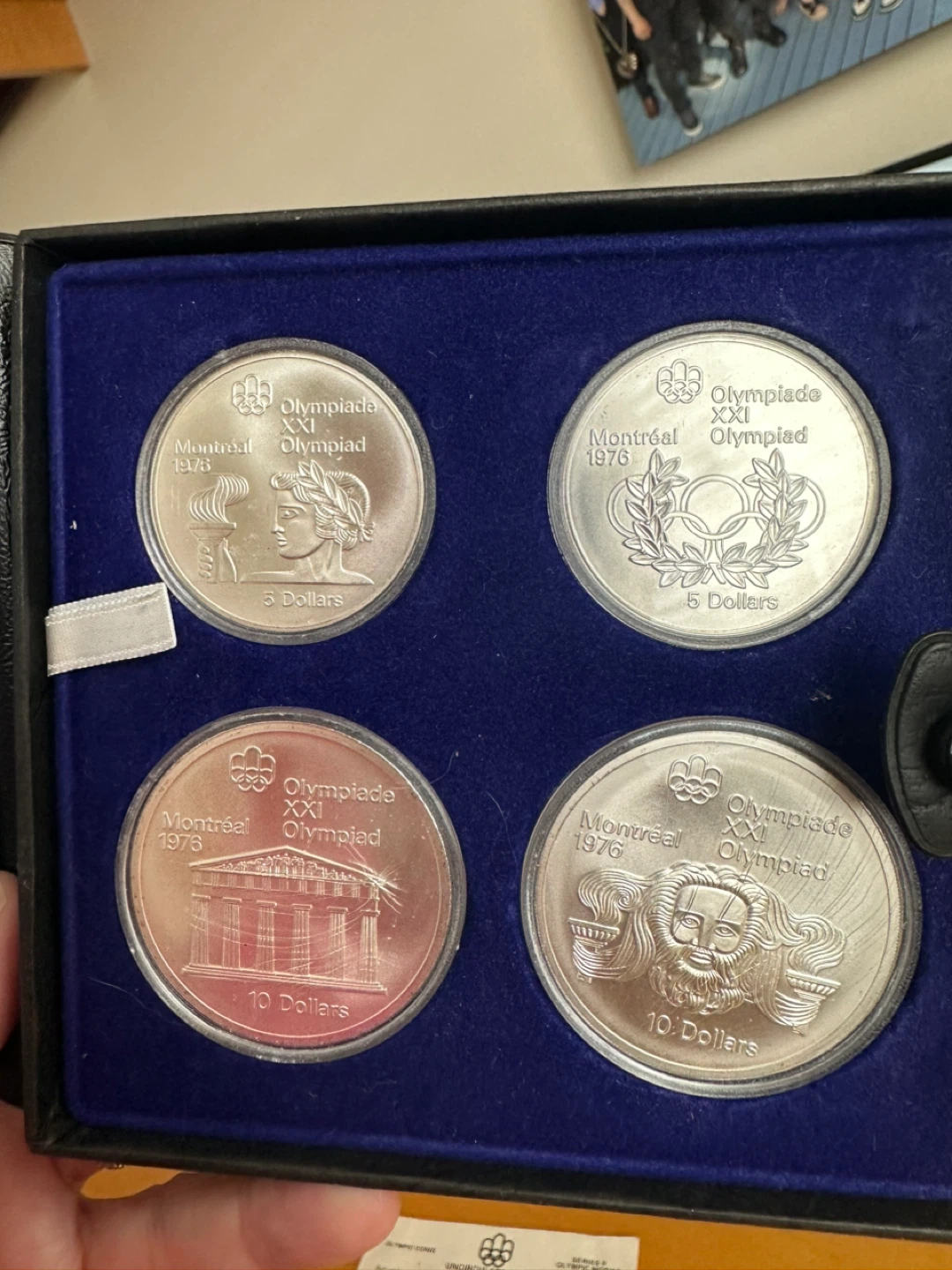 Montreal 1976 Olympic Uncirculated Coins Set - photo 2