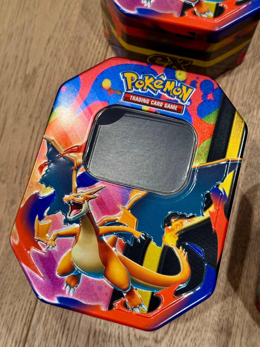 Pokémon Charizard and Mewtwo Tins - photo 3