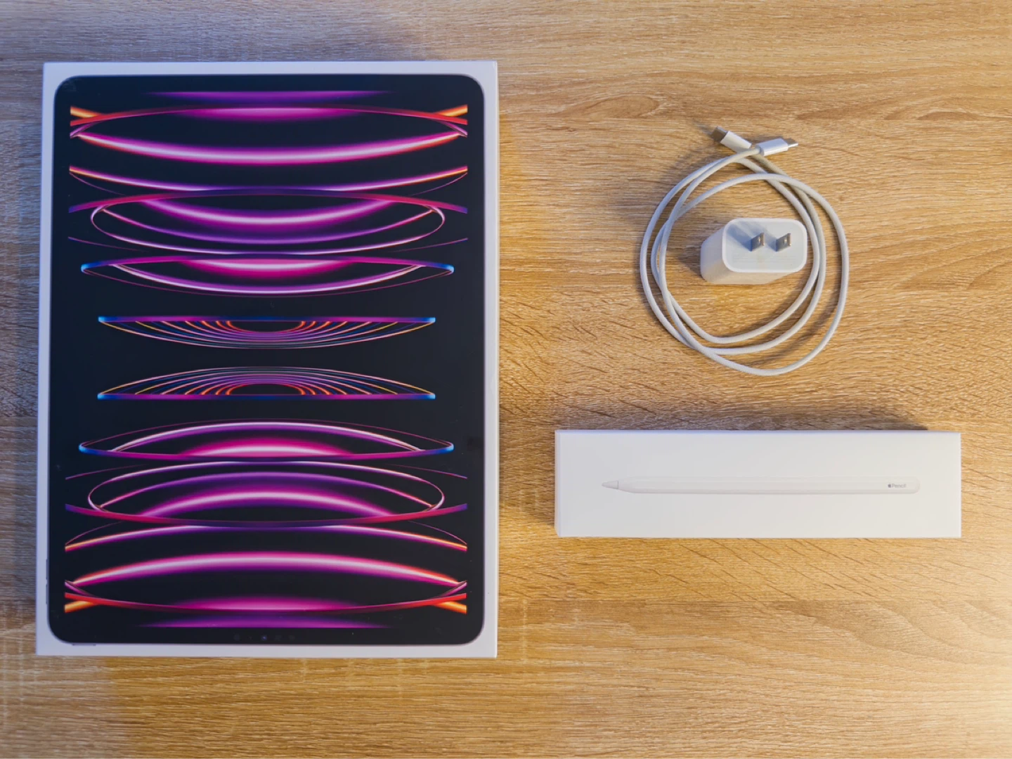 iPad Pro 12.9” 6th Gen + Apple Pencil Gen 2 + Moft Stand - photo 2