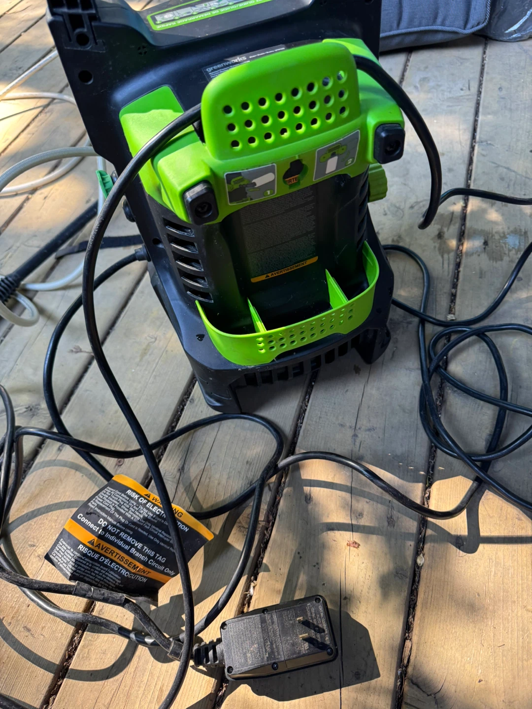 Greenworks Pressure Washer 1800 PSI - photo 2