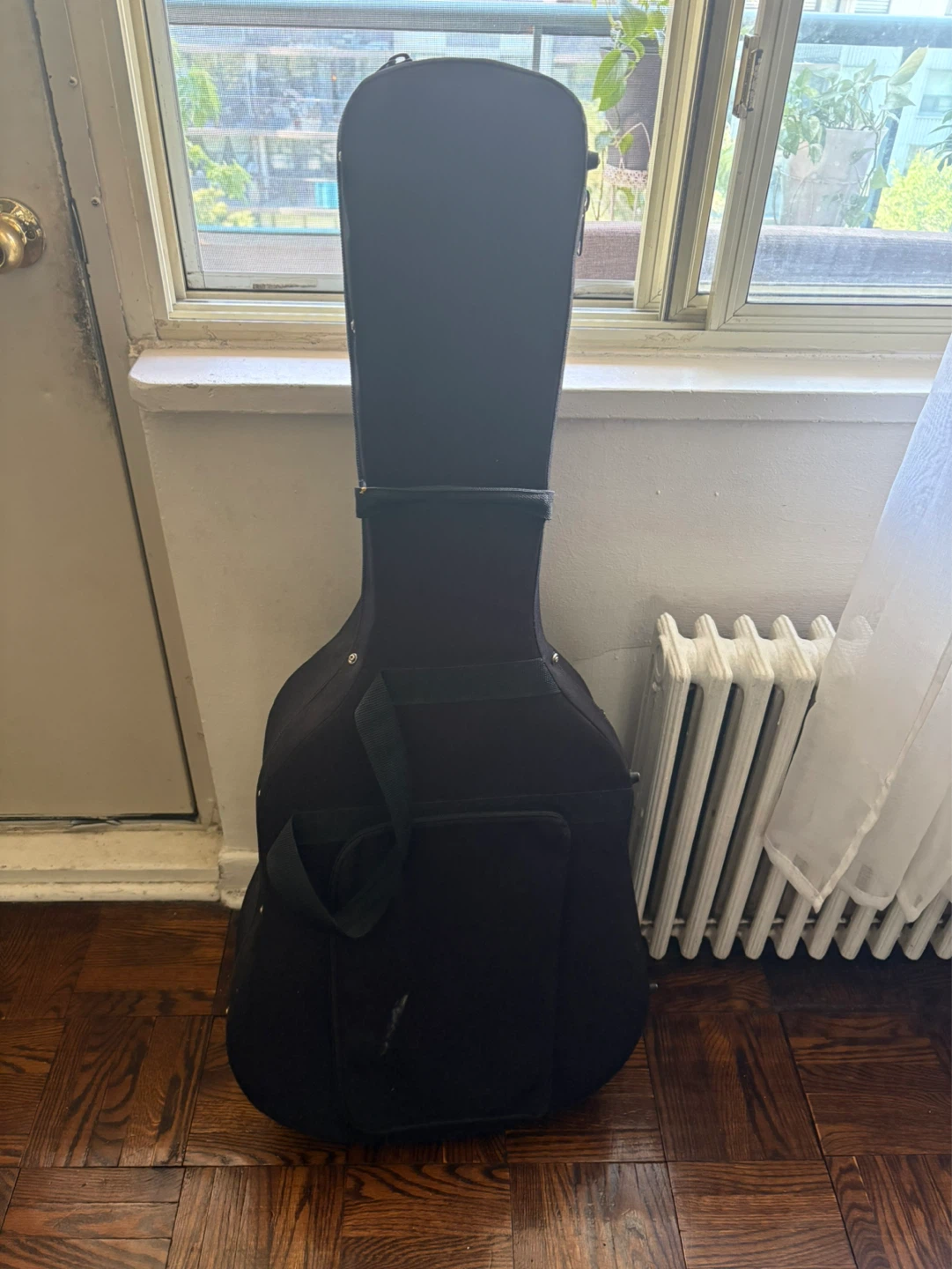 Black Guitar Case - photo 4