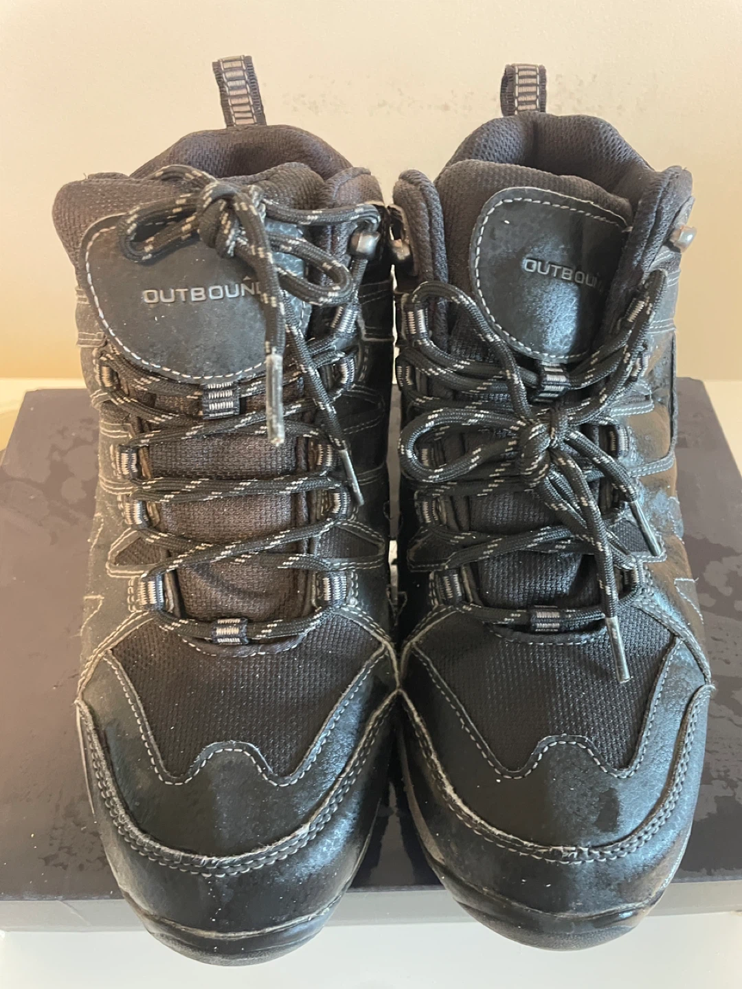 OUTBOUND Men's Hiking Boots Size 8M