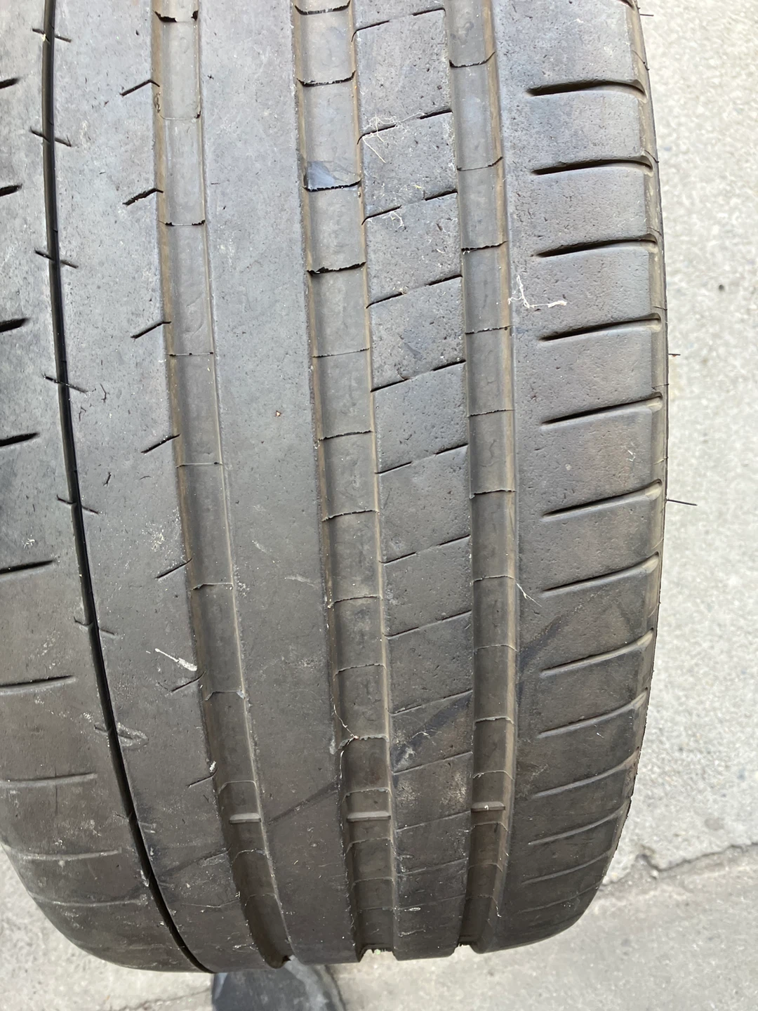 Michelin 245/35ZR21 Tires (Set of 2) - photo 4