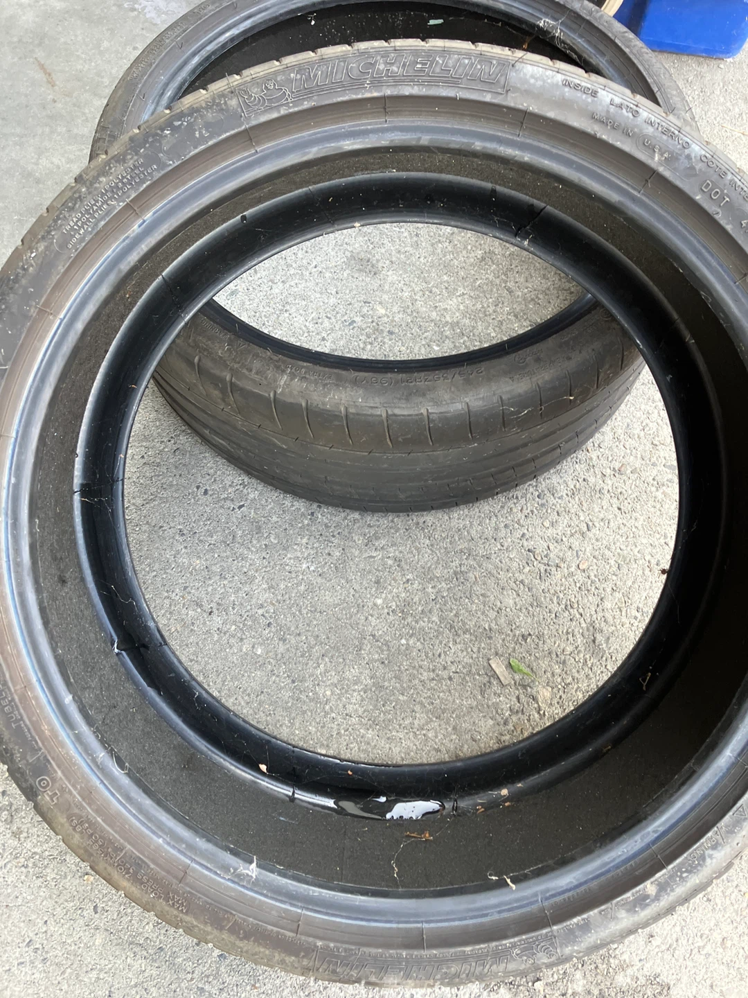 Michelin 245/35ZR21 Tires (Set of 2)