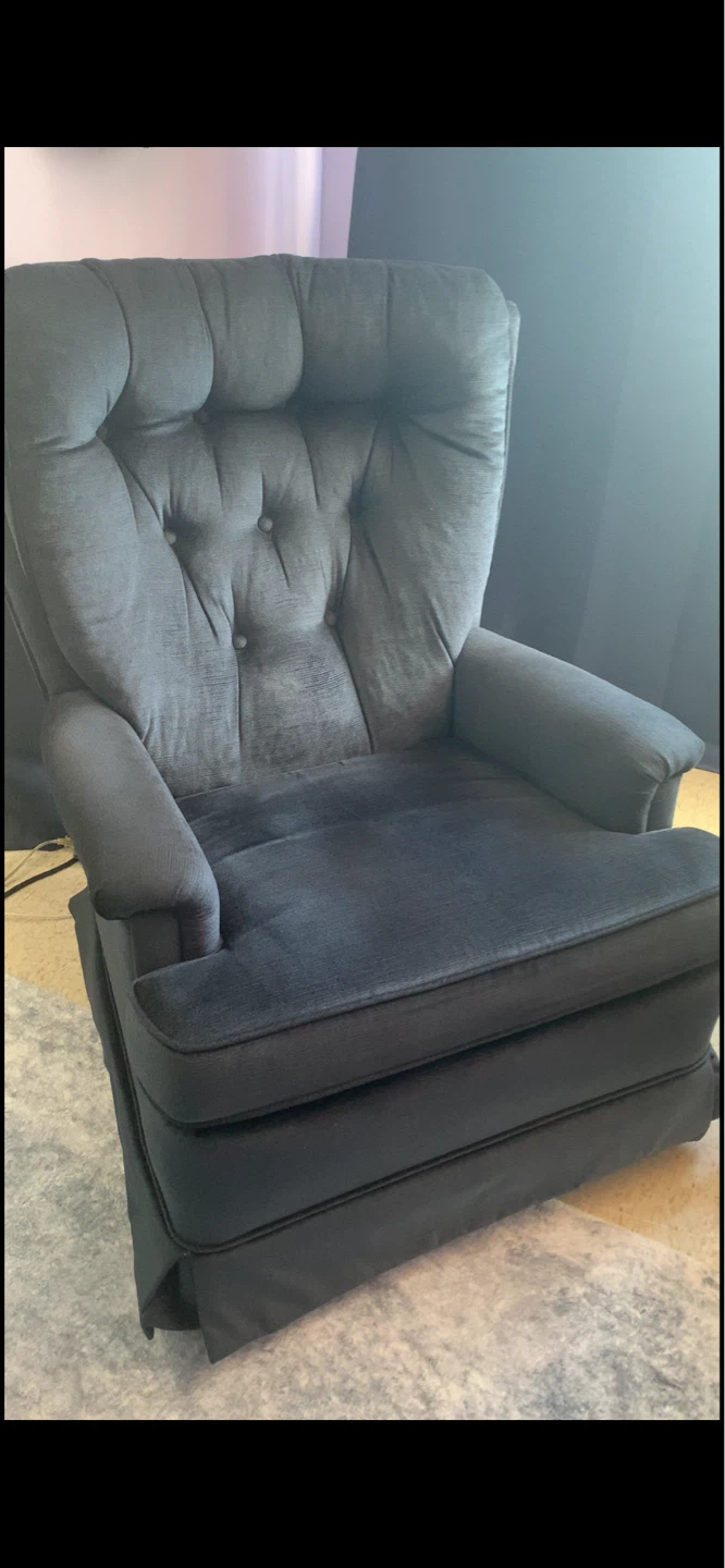 Two Chairs from Smoke & Pet Free - photo 2